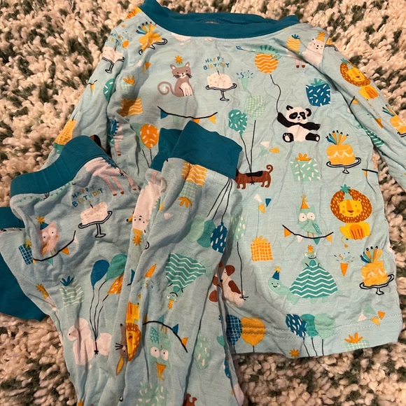 Little Sleepies Blue Party Animals Two Piece Pajama Set 12-18 Months - Picture 4 of 5